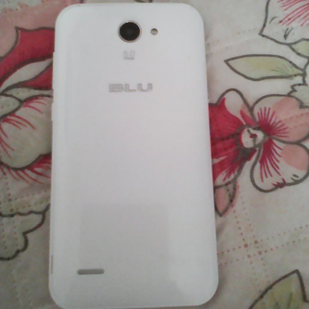 Phone(BLU) - Picture 2 of 2